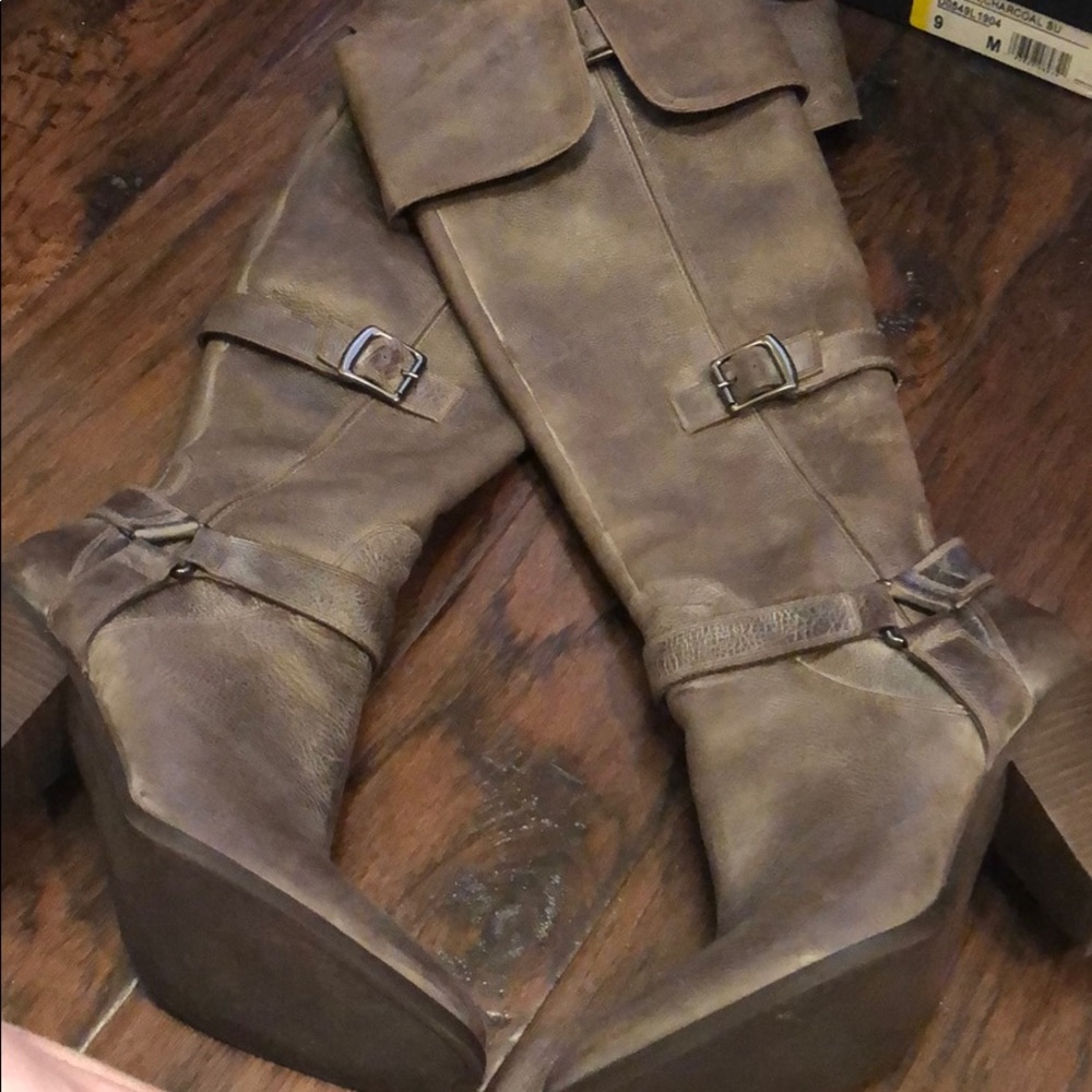 Enzo Angiolini